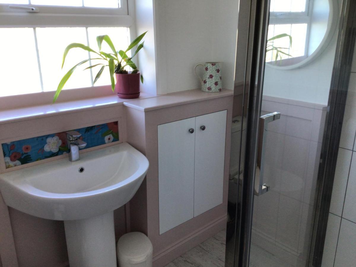 Icthus Panzió Willerby  Kültér fotó